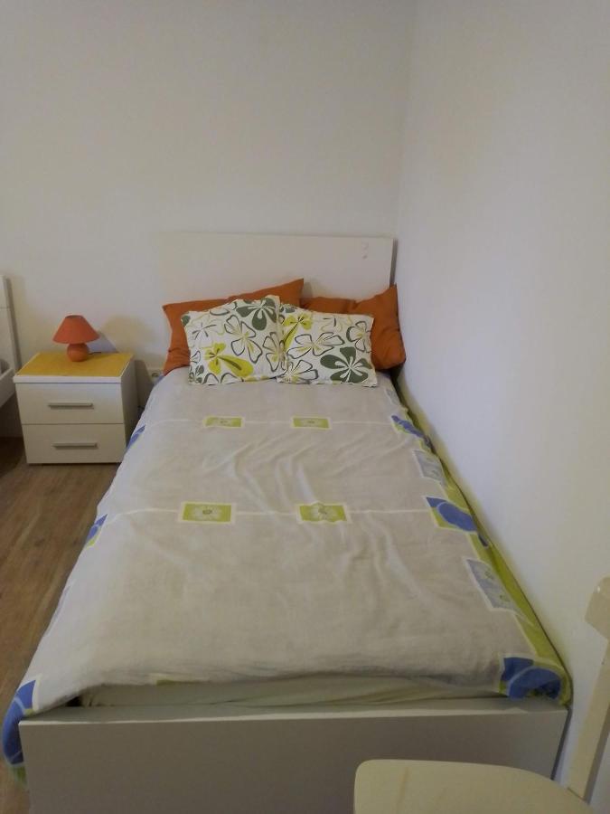 Apartmani Gracela Водице Екстер'єр фото