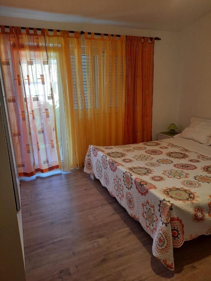 Apartmani Gracela Водице Екстер'єр фото