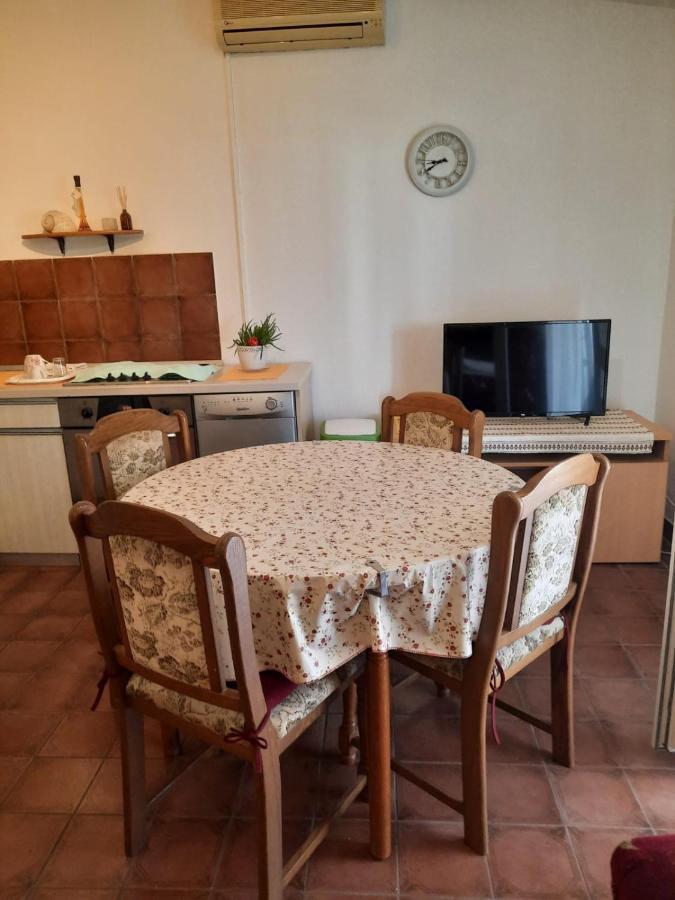 Apartmani Gracela Водице Екстер'єр фото