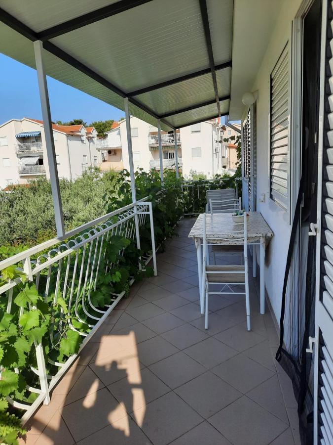 Apartmani Gracela Водице Екстер'єр фото