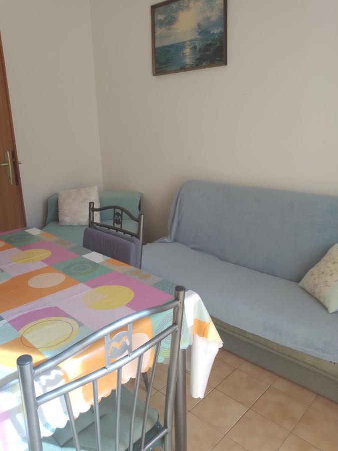 Apartmani Gracela Водице Екстер'єр фото