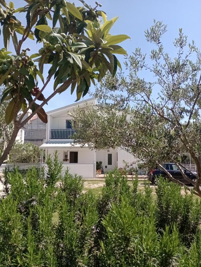 Apartmani Gracela Водице Екстер'єр фото